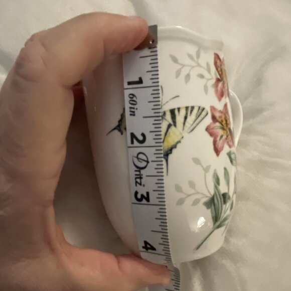 Lenox Butterfly Meadow Coffee Mugs Porcelain Floral Bee 12oz. Good Pre-owned. - Picture 8 of 9